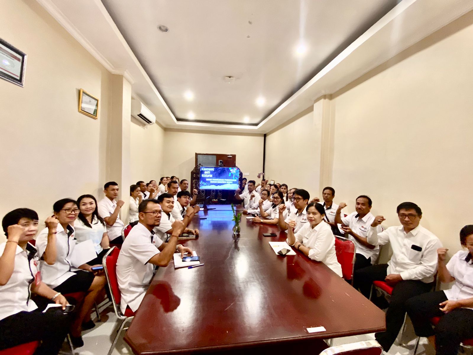 Sosialisasi dan Kampanye Budaya Anti Korupsi pada Badan Perencanaan Pembangunan Daerah Kabupaten Ban